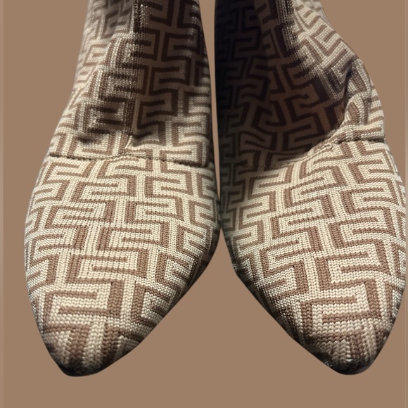 Rouge Geometric Stiletto Ankle Boot - Size 10 - Picture 5 of 12